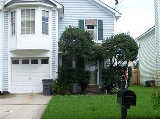 739 Gladstone Ct, Gretna, LA 70056
