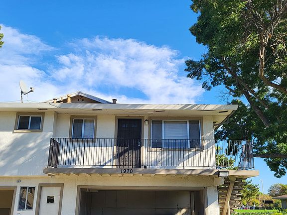 2nd image of 1970 Peabody Rd APT 4