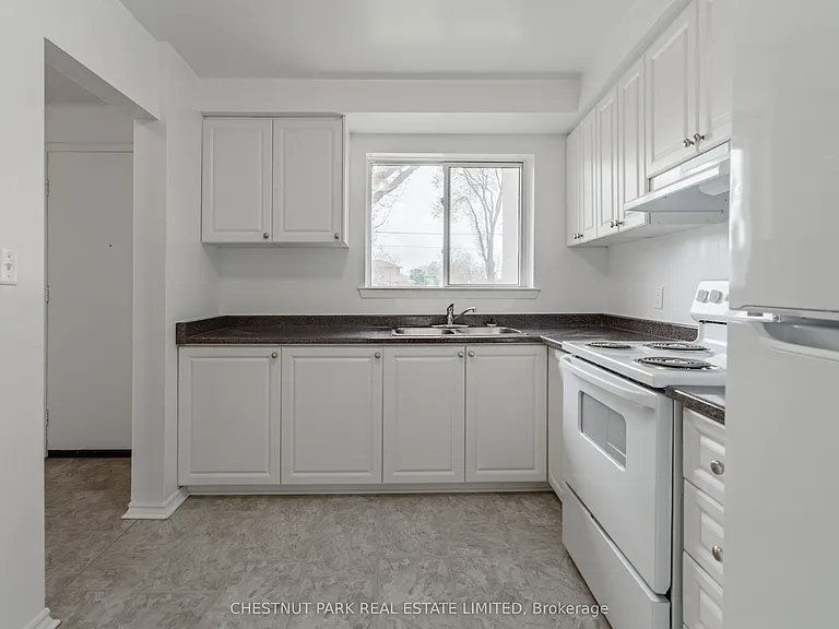 44 Romfield Dr #12 — Photo 12