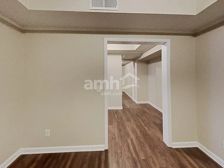 4524 Kingsgate Ct NW — Photo 18