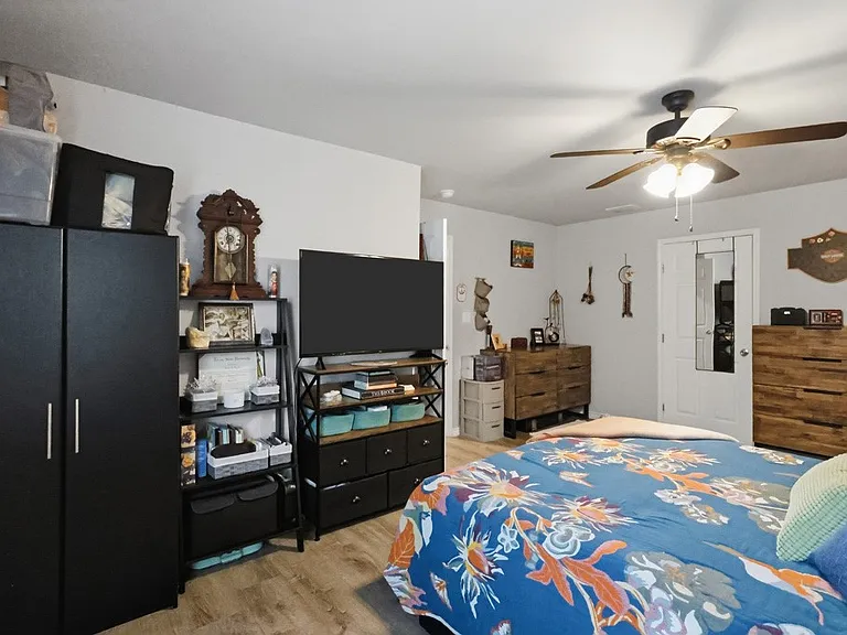 2111 Lone Star Rd — Photo 18
