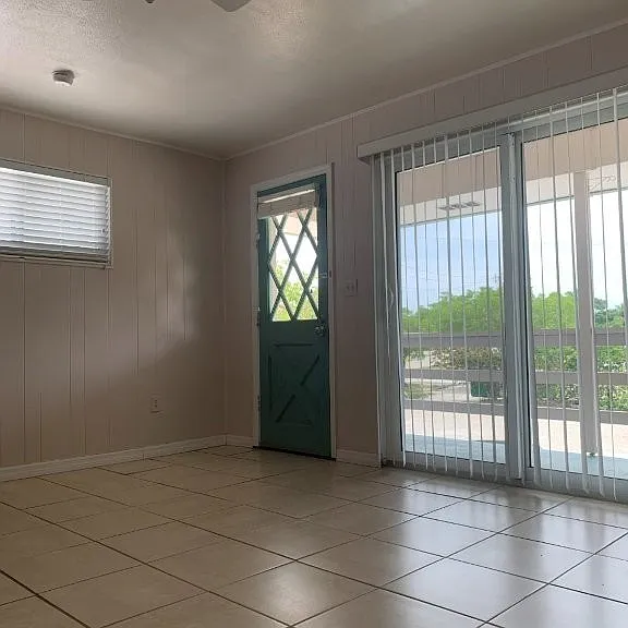 2428 Palm Ridge Rd — Photo 4