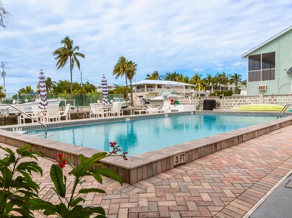 423 Sombrero Beach Rd APT 10, Marathon, FL 33050