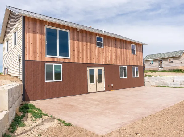 305 Bowes Rd, Chinook, MT 59523