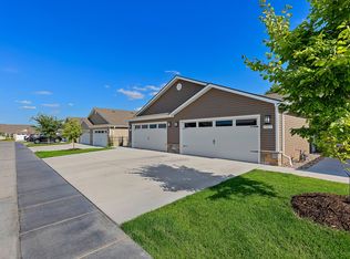 10530 S 24th Plz #2320C, Bellevue, NE 68123