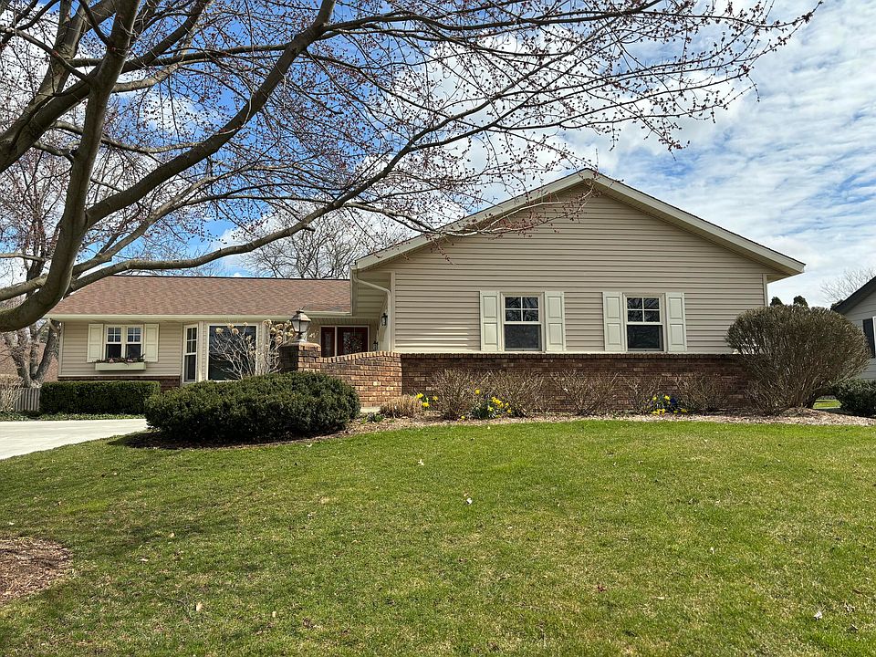 1st image of 271 Orlando Ave
