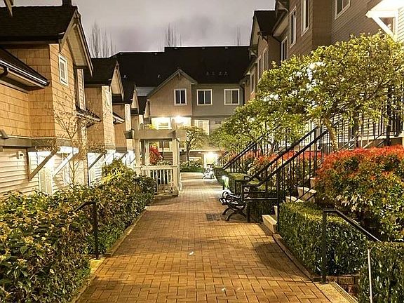 3rd image of 4238 Albert St #113
