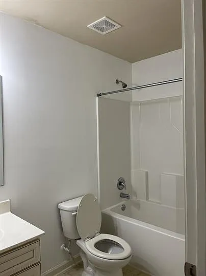 765 Westmoreland Ln — Photo 14