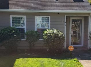 6191 Field Stone Dr, Douglasville, GA 30134