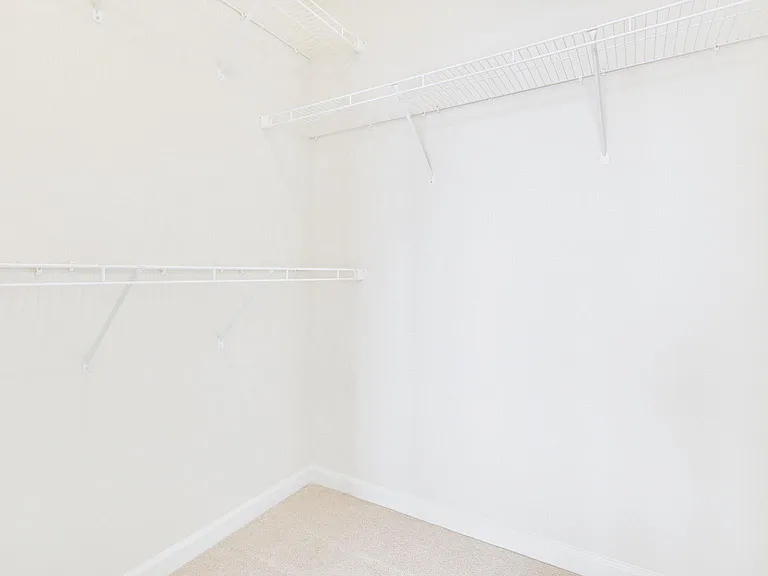 33 Chester Ct — Photo 33