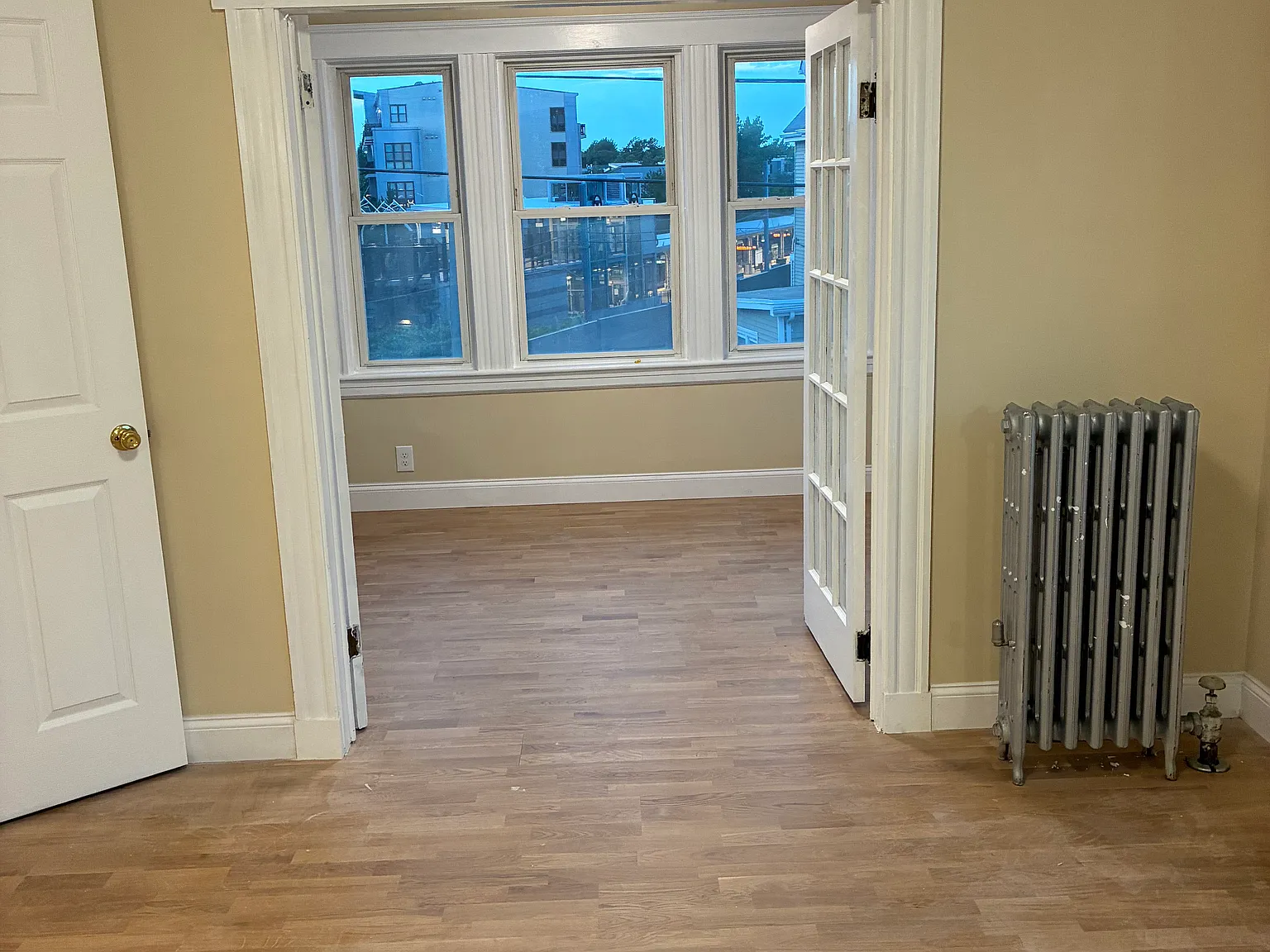 3 bed, $3,500 — Photo 3