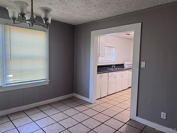 5th image of 1750 Yarbrough St