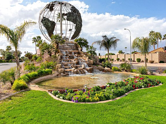 2nd image of 195 Leisure World