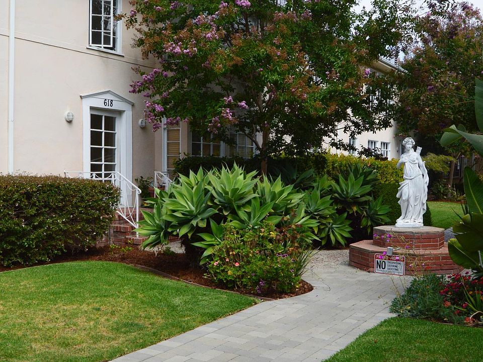 1st image of 618 San Vicente Blvd #H