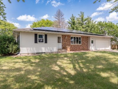 300 E Raven St, Belle Plaine, MN, 56011
