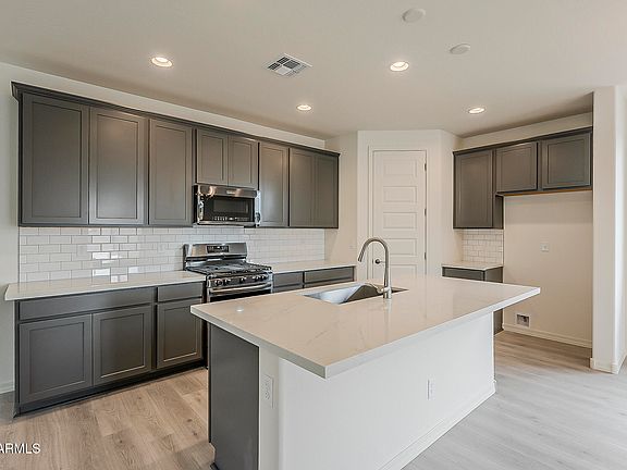 2nd image of 40030 W BUNKER Drive