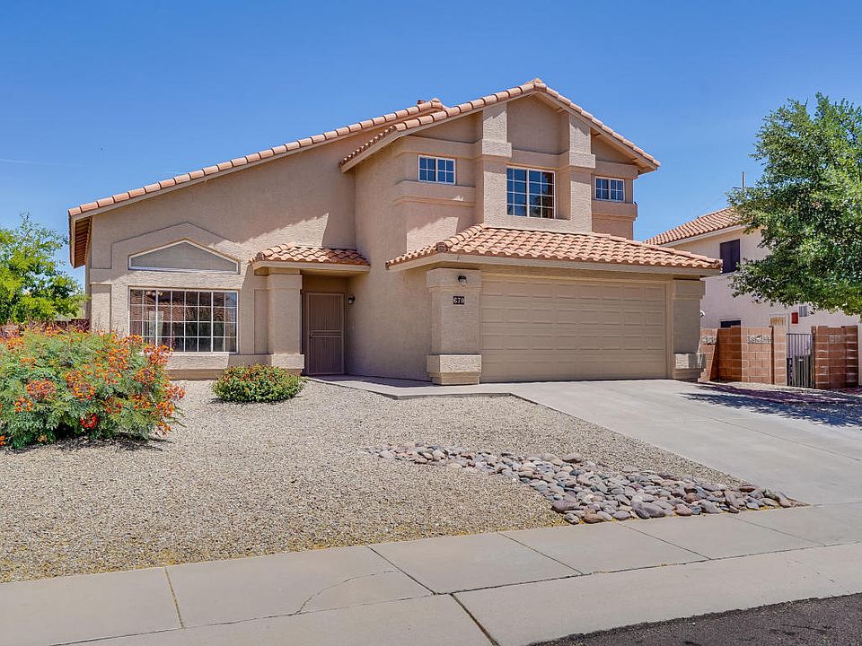 1st image of 670 W Calle Alta Loma