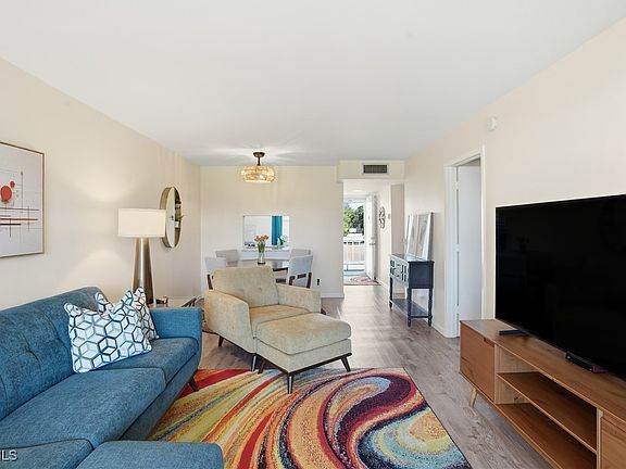 5th image of 1724 Pine Valley Dr APT 213