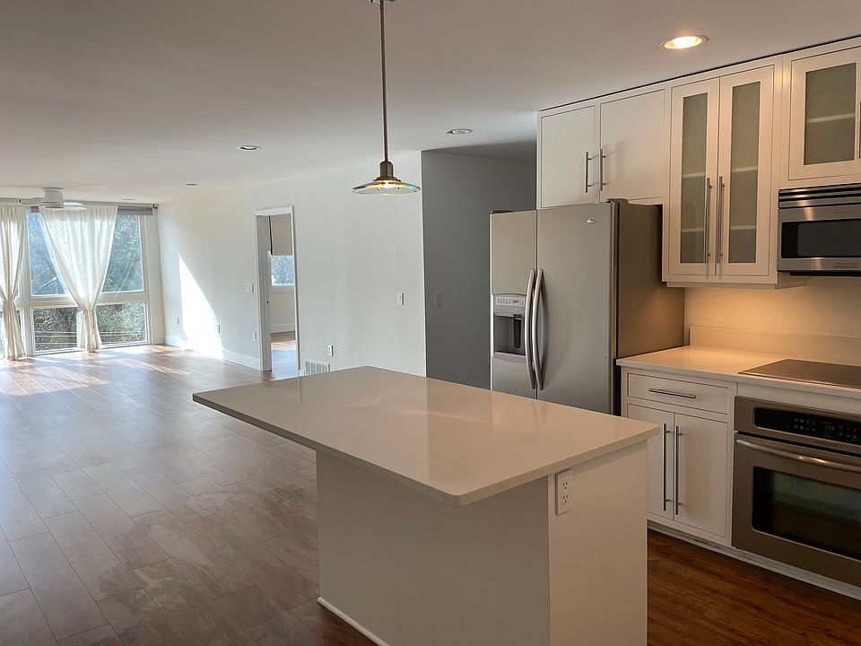 1st image of 2029 Calvin Cliff St #31