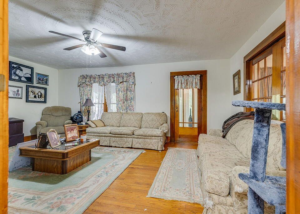 13th image of 3808 Combs Ridge Rd