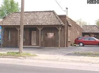 2447 Youngstown Rd SE, Warren, OH 44484