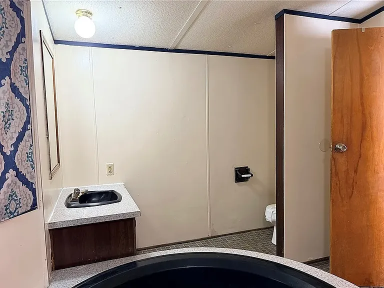 804 Vagabond Dr — Photo 17