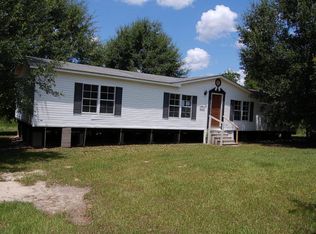 18 Gateway Dr, Picayune, MS 39466