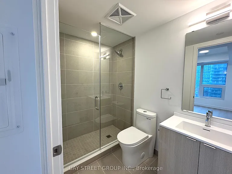 100 Queen St E #2117 — Photo 10