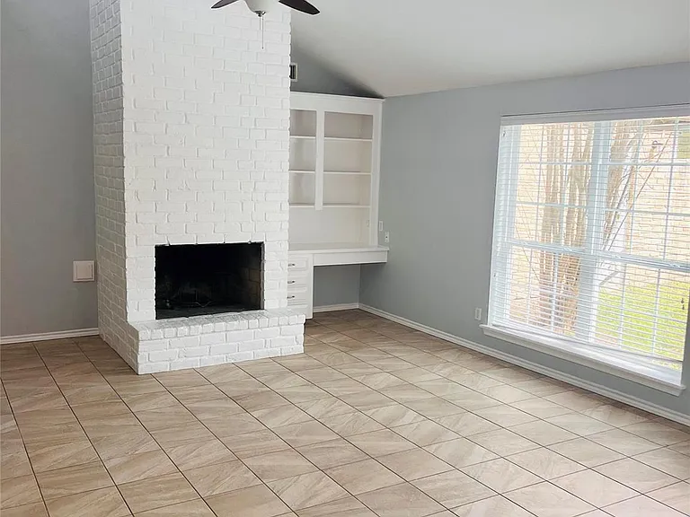 3910 Hidden Glen Dr — Photo 10