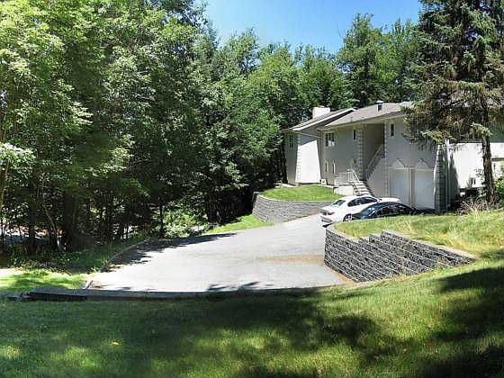 1st image of 5 William Puckey Dr