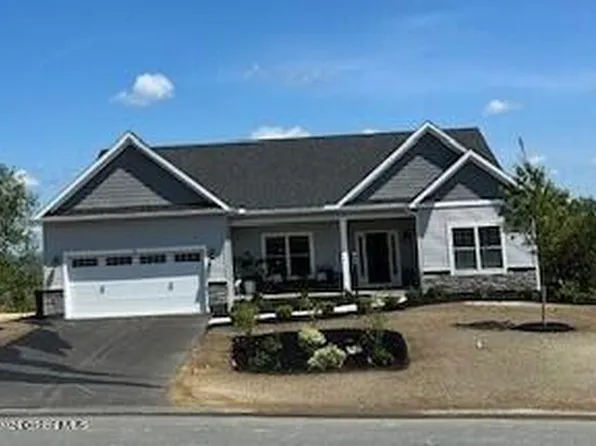 21 Jack Drive, Mechanicville, NY 12118