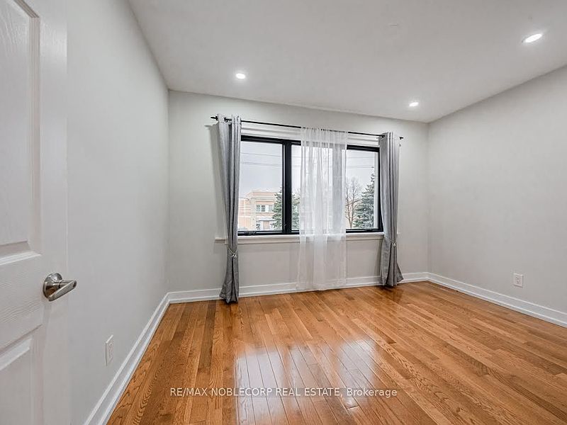 Toronto House for rent - 3 Bedrooms — photo 7