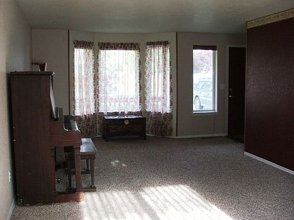 Living Room with Bay window