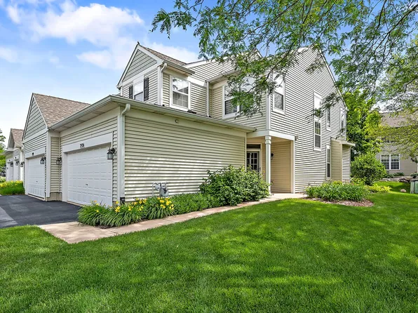 2926 Rutland Cir, Naperville, IL 60564