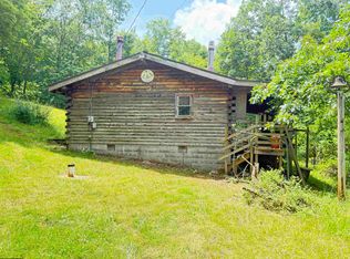345 Middle Run Rd, West Union, WV 26456