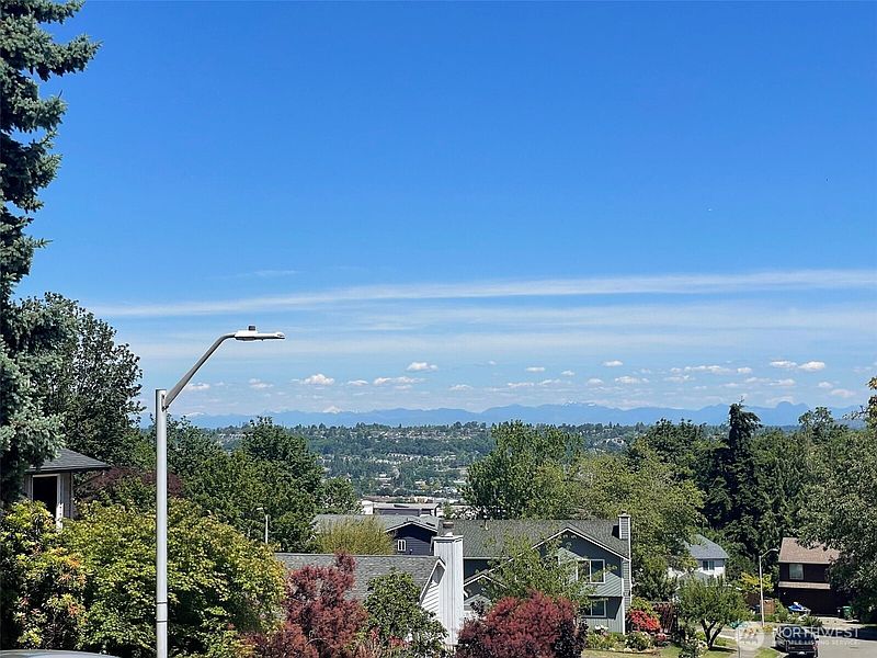 3rd image of 7610 8th Avenue SW