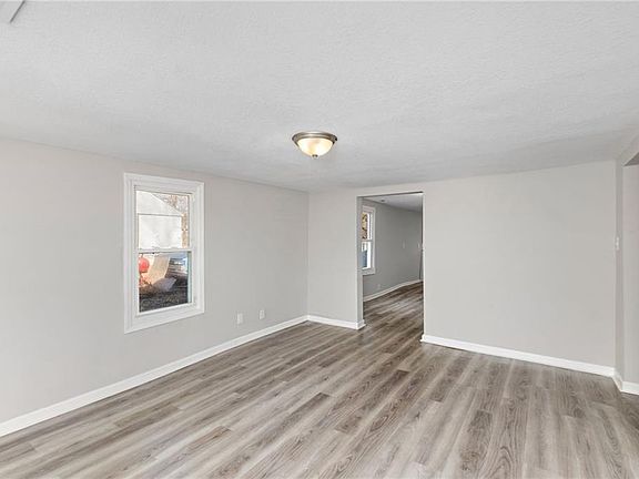 5th image of 1315 S Pope Ave