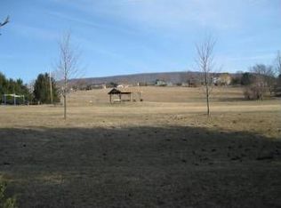 2413 Buchenhorst Rd, State College, PA 16801