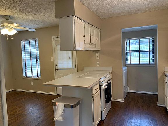 4th image of 3705 Biscay Dr