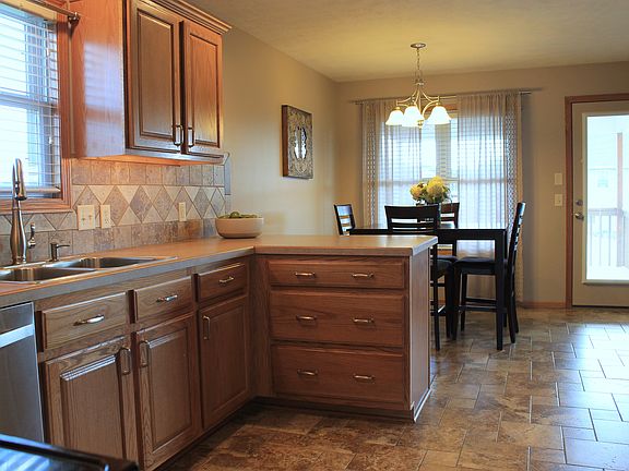 5th image of 3711 W Ickes Ct