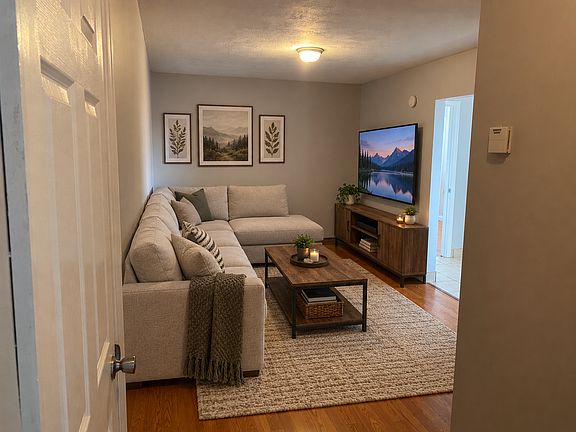 3rd image of 30 S Main St NE APT 2