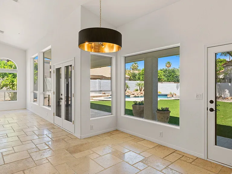 8638 E Dahlia Dr — Photo 15