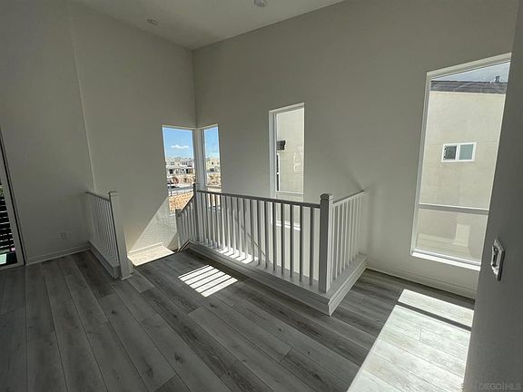 4th image of 10419 Newbliss Way