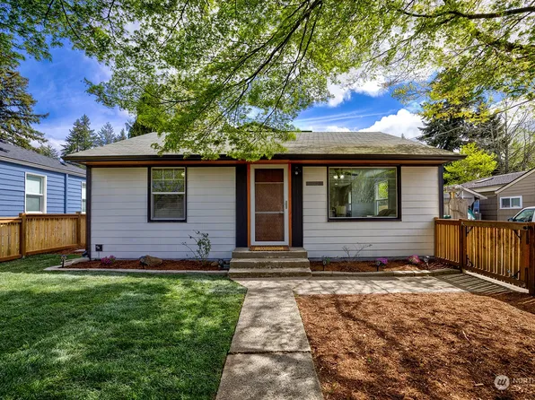 11322 14th Avenue NE, Seattle, WA 98125