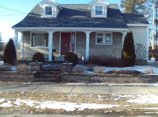 18 Selden St, Schenectady, NY 12304