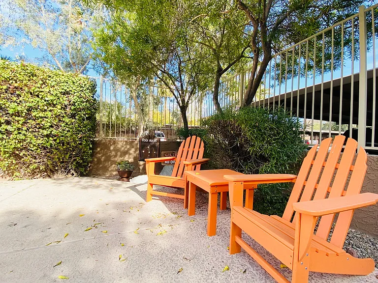 Catalina Apartments - 117 — Photo 17