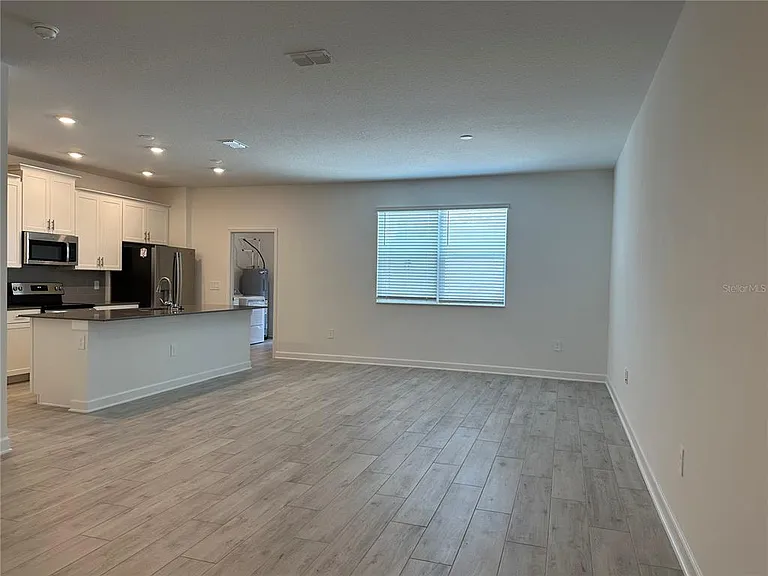 3128 Addison Blvd — Photo 4