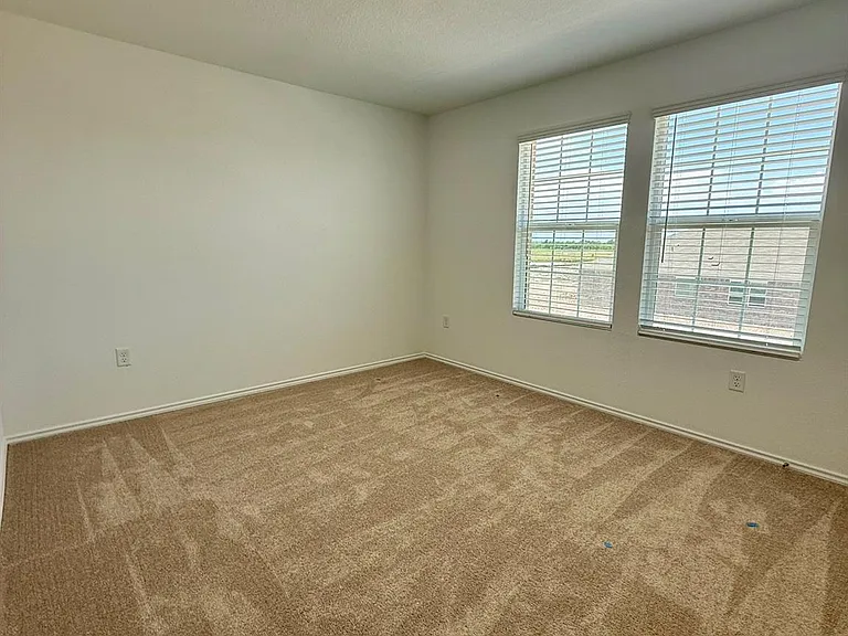 306 Camargue Dr — Photo 13