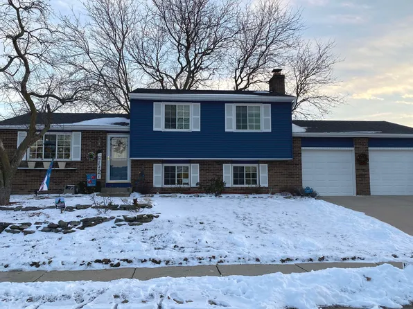 1807 Carol Dr, Piqua, OH 45356
