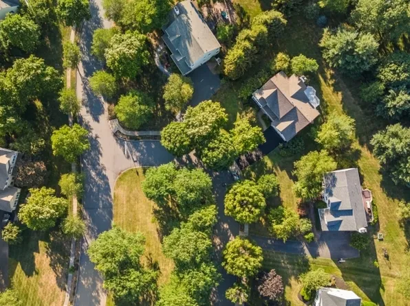 4 Princeville Ct, Montgomery Twp., NJ 08558